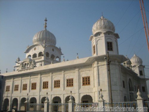 Gurudwara Shri Degsar Sahib Patshahi Chevin ate Dasvin, Katana ...