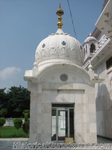 Gurudwara Shri Tahli Sahib, Ratan5