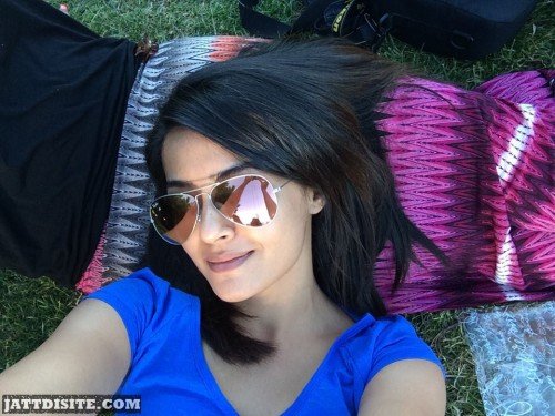 Surveen Chawla Chilling On The Greens