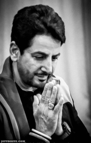 Gurdas maan diffrent look