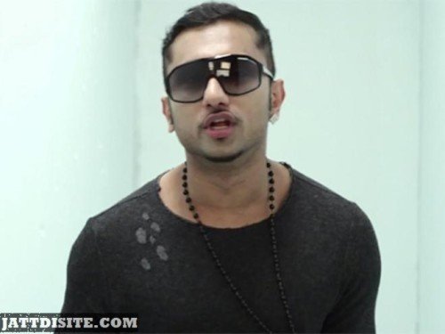Honey Singh IN Black dres