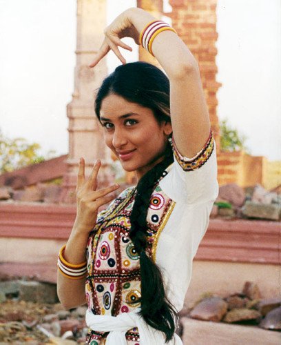 Kareena Kapoor Dancing Pose