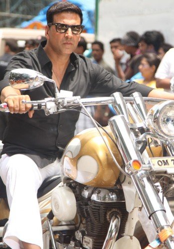 A Dapper Akshay Kumar Rides The Bike