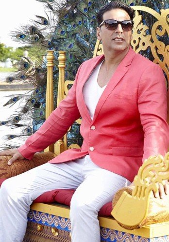 A Stylish Akshay Kumar Snapped Wearing Pink Jacket