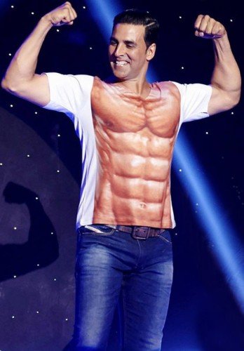 Akshay Kumar Flaunting His Physique At An Event