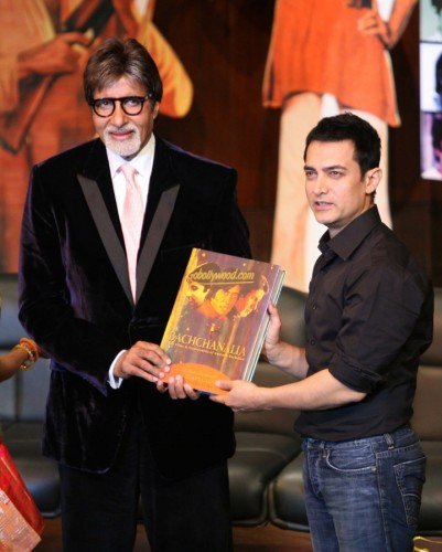 Big B Presenting a Book to Aamir