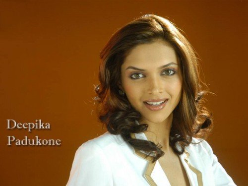 Cute Looking Deepika Padukone