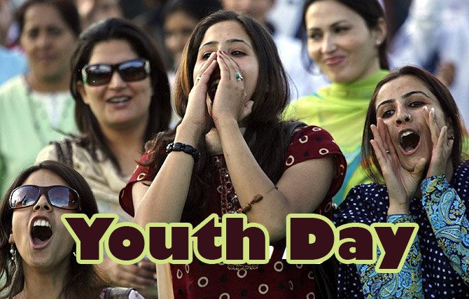 Girls Celebrating Youth Day - JattDiSite.com