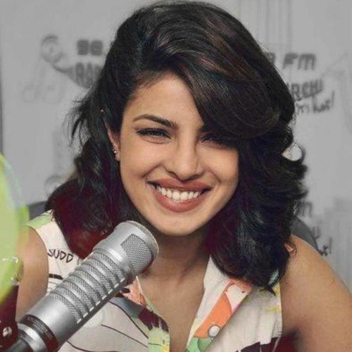 Priyanka Chopra Smiling On Mike]