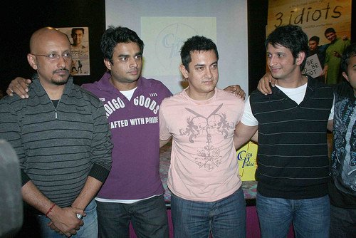 Sharman Joshi, Aamir Khan and R Madhavan together