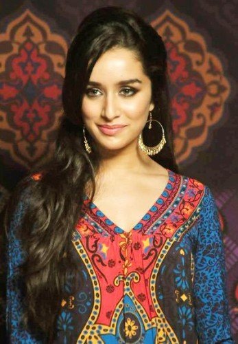 Shraddha Kapoor Looking Nice,