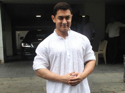 Aamir Khan Wearing White Kudta Pajam