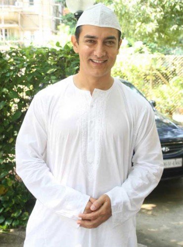 Aamir Khan  in Muslim Dress