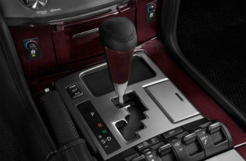 Lexus LX 570 Gear Shift