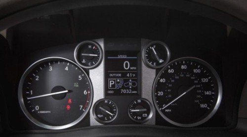 Lexus LX 570 Speedometer