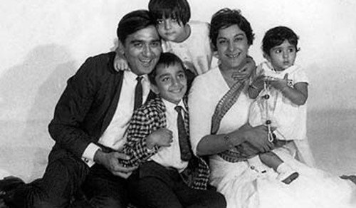 Little Sanjay Dutt With His Family