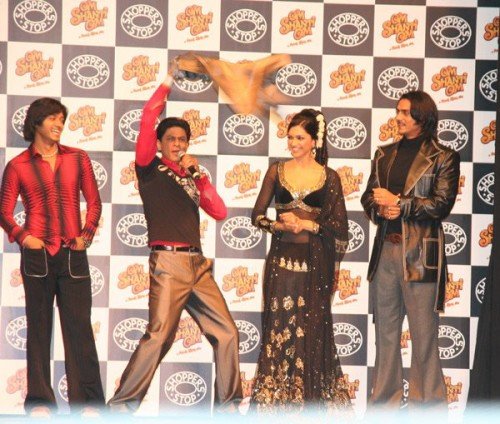 Shahrukh Khan Enjoying