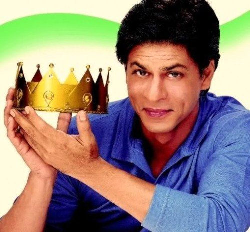 Shahrukh Khan With Crown