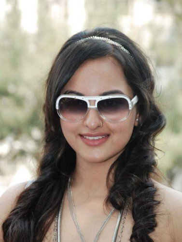 Sonakshi Sinha In Nice Glases